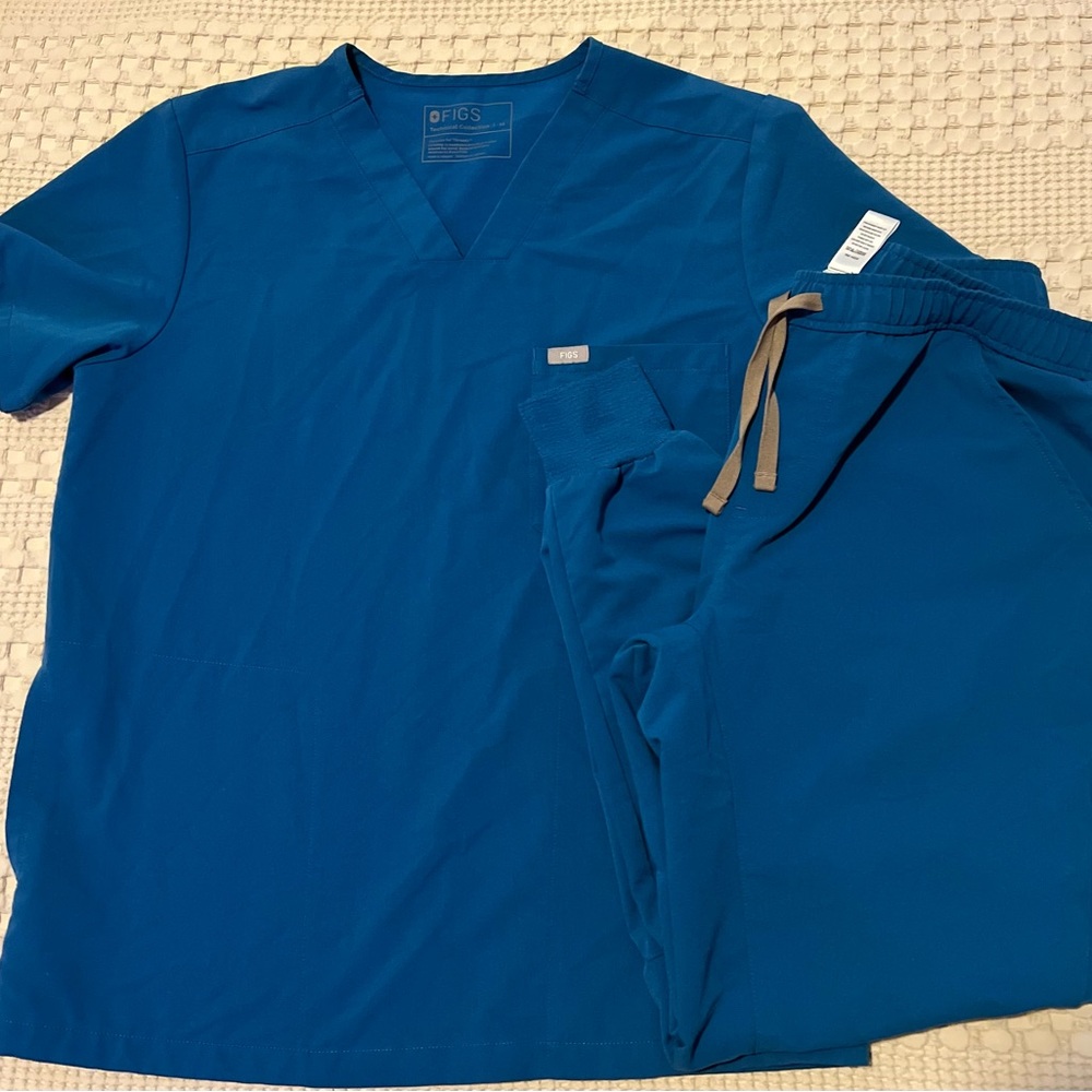 Men’s Figs Vibrant Blue Scrub set